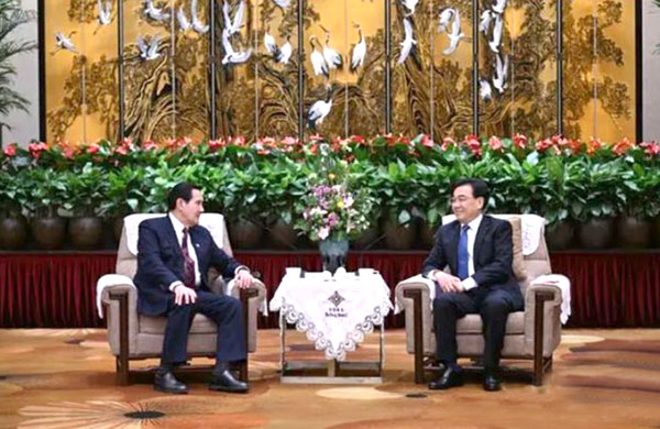 江苏省委书记信长星会见马英九