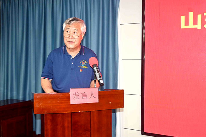 2王行惠会长作报告3a
