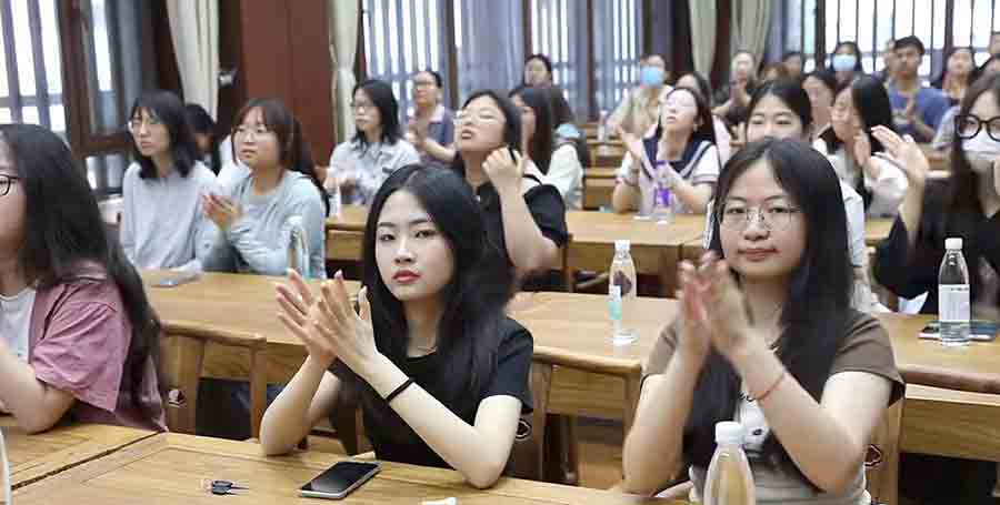 屏幕截图 2024-06-21 190115a